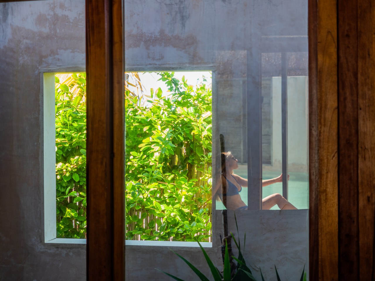 Discover responsible tourism tips to protect Holbox's unique nature. Stay at Hotel Punta Caliza for a sustainable stay!   Book now!